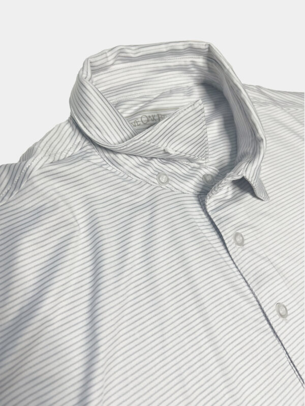 LIVE OAK BRAND-MEN'S STRIPED SS PERFORMANCE POLO, BLUE FOG - Image 4